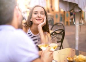 5 Steps That Will Help You Quickly Form A Deep Bond With Someone